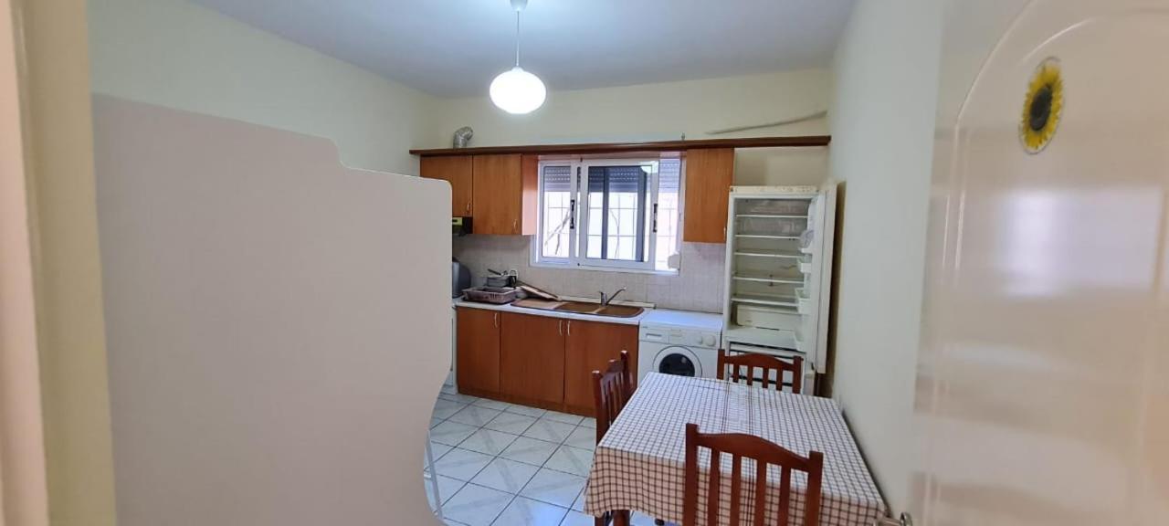 Thano Apartments Vlorë Εξωτερικό φωτογραφία